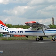 PH-LPO Cessna F172M T&TC De Gouden Standaard BV