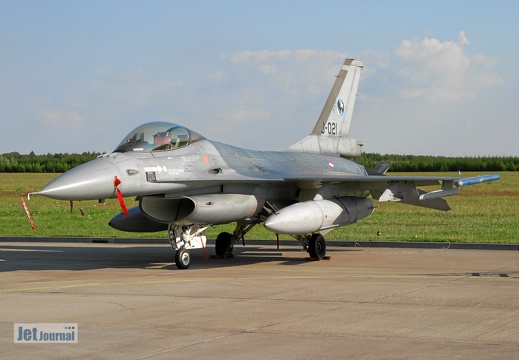 J-021 F-16AM RNLAF Pic2