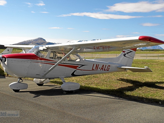 LN-ALG Reims F172N Værnes Flyklubb