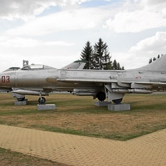 03 Su-7BM