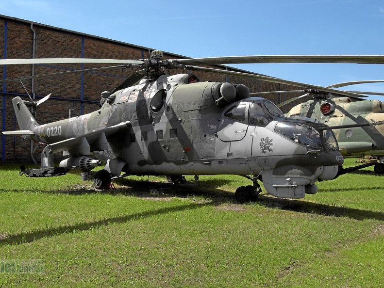 0220 Mi-24D