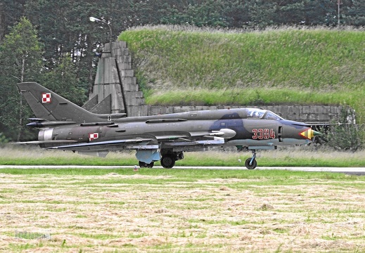 3304 Su-22M-4 8elt