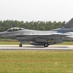 4045 F-16C-52CF