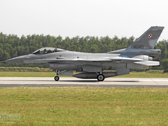 4045 F-16C-52CF