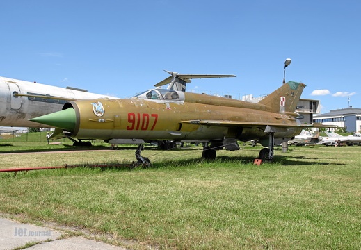 9107 MiG-21MF