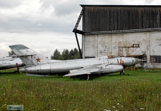 Jakowlew Jak-27R, 14 rot