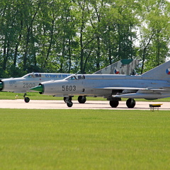2500 5603 MiG-21MFN (2335 odwiedzin) Open Day Caslav 2005 2500 5603 MiG-21MFN