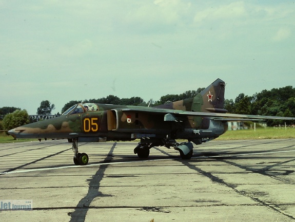 05 gelb, MiG-27D