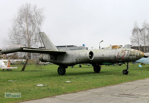 72, Il-28R