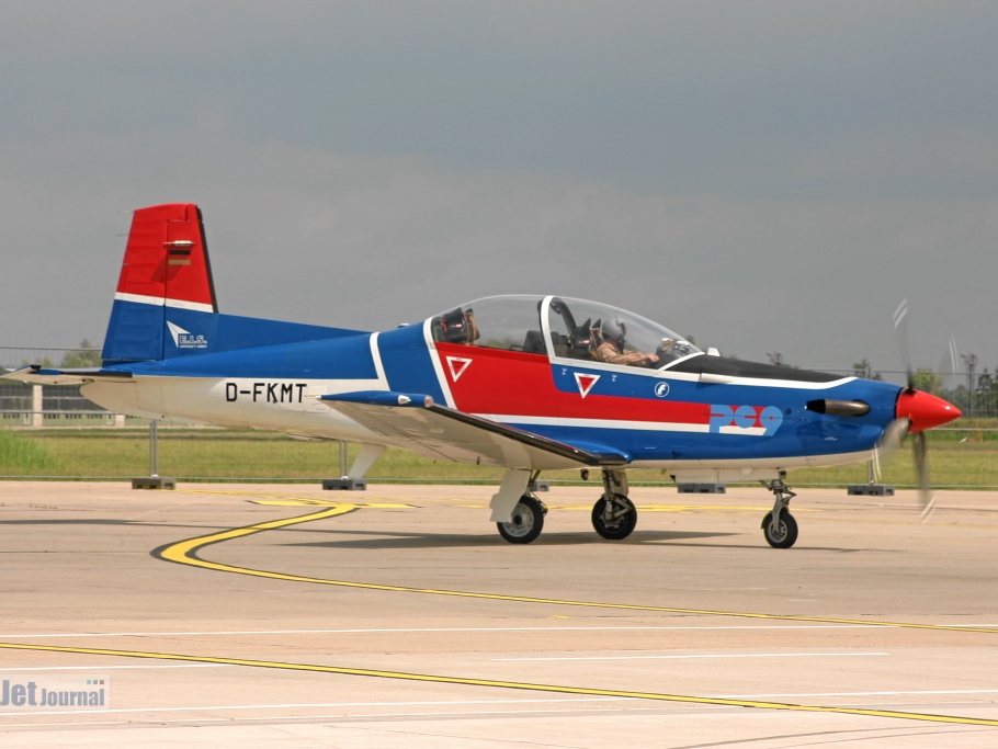 D-FKMT, Pilatus PC-9