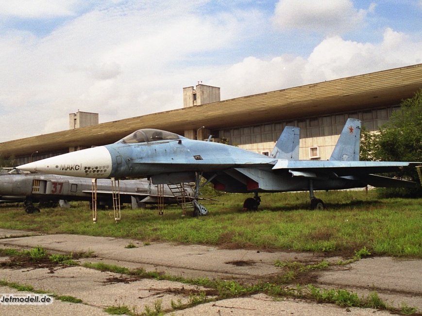 Su-27, 20 blau