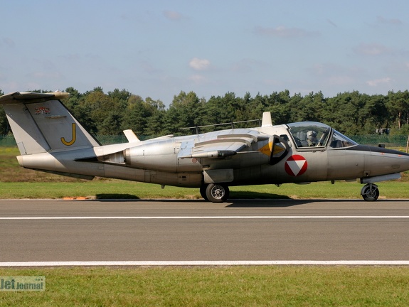 J / YJ-10, Saab J-105OE