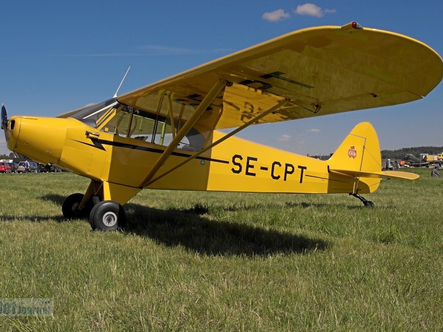 SE-CPT Piper PA-18