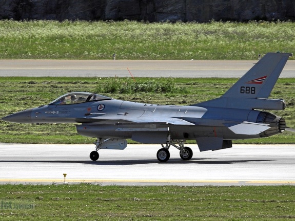 688 F-16AM RNoAF
