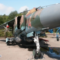 MiG-23ML, 14 rot (ex. 14 weiss umrandet)