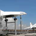 f-bvfb_bac_concorde_101_mit_tu-144_im_hintergrund_13_20090501_1741896416.jpg