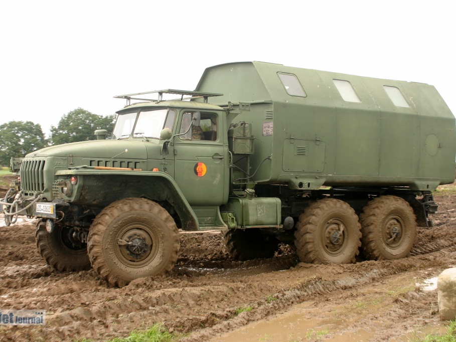 URAL-4320 mit LAK