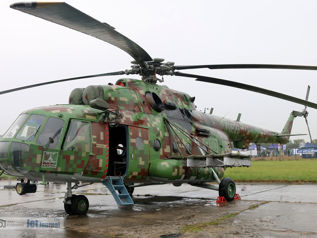 0823, Mil Mi-17