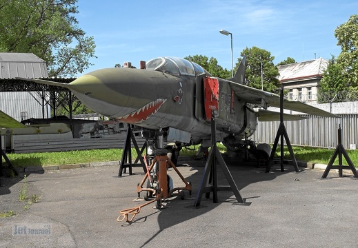7905 MiG-23UB