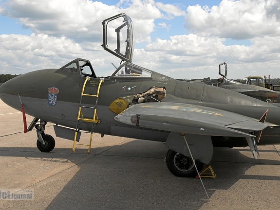 SE-DXX De Havilland Vampire T55 ex U-1212