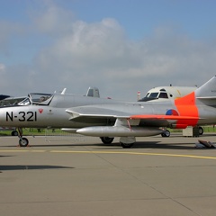G-BWGL, N-321, Hawker Hunter T8C 