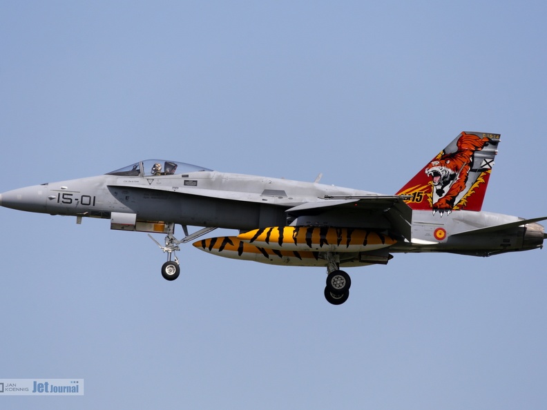 15-01, E/F-18 Hornet