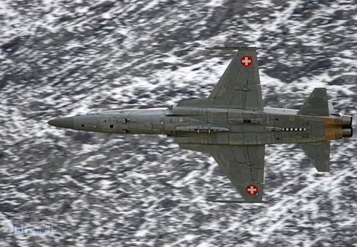 J-3069 F-5E Axalp