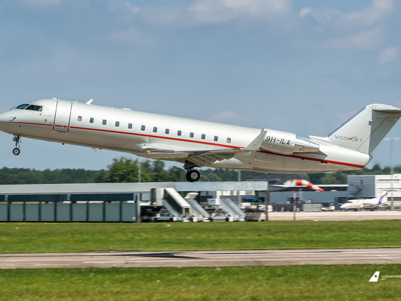 9H-ILA Vistajet Canadair CL-600-2B19 Challenger 850 Hannover (EDDV/HAJ)