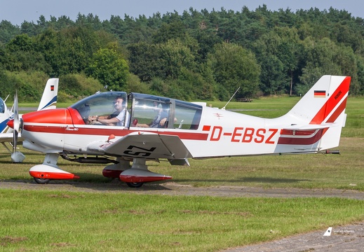 D-EBSZ Private Robin DR400-180 Uelzen (EDVU)