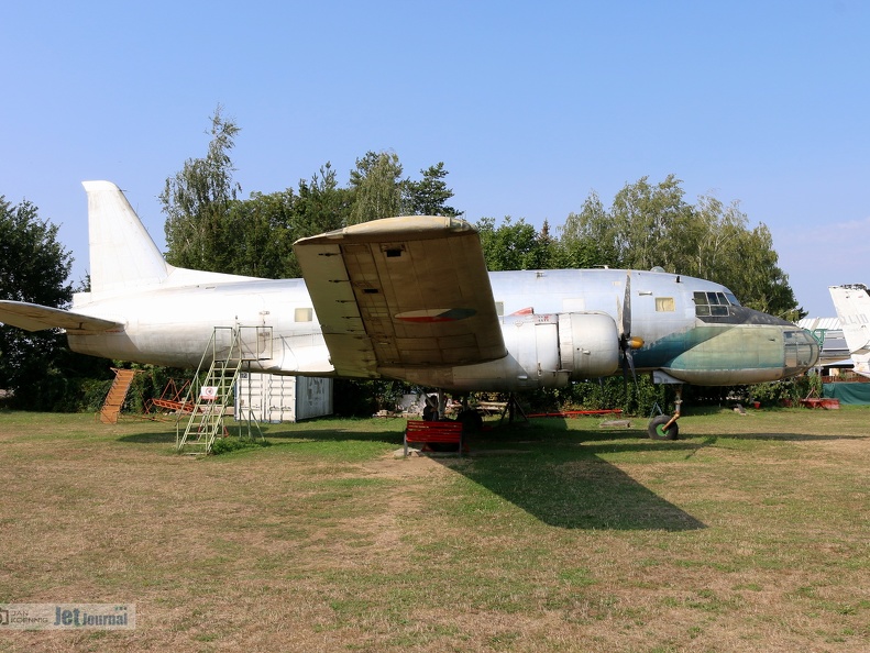 1103, Avia Av-14FG