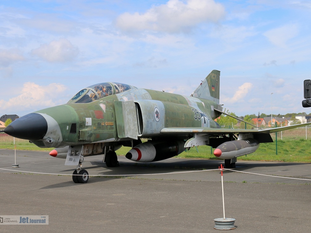 35+62, RF-4E Phantom II