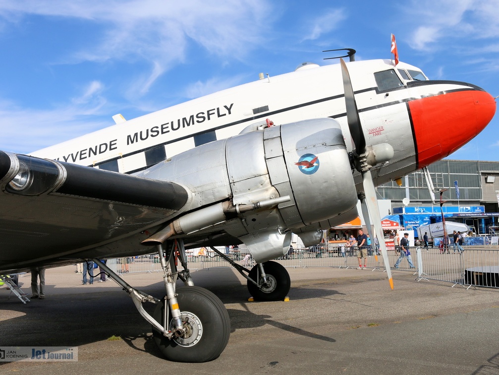 OY-BPB, DC-3