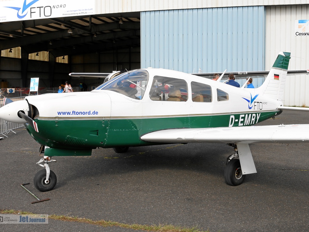 D-EMRY, PA-28R201 
