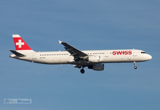 HB-IOM, Airbus A321-212, Swiss