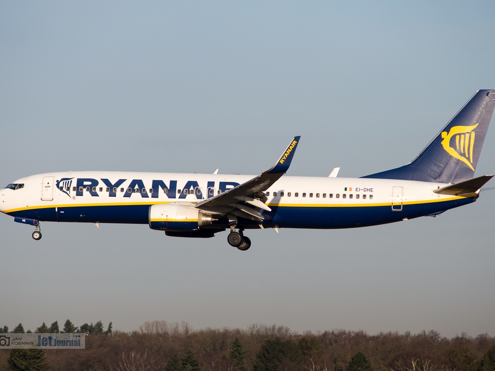 EI-DHE, Boeing 737-8AS, Ryanair
