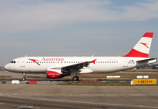 OE-LXD, Airbus A320-216, Austrian