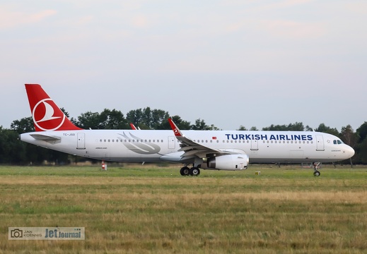 TC-JSO, Airbus A321-214, Turkish Airlines