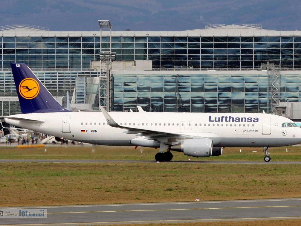 D-AIUN, Airbus A320-214, Lufthansa
