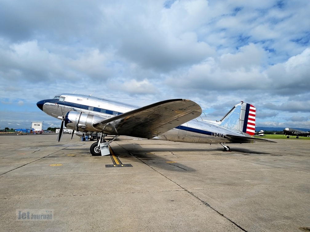 N341A C-41A Dakota ex 40-00070