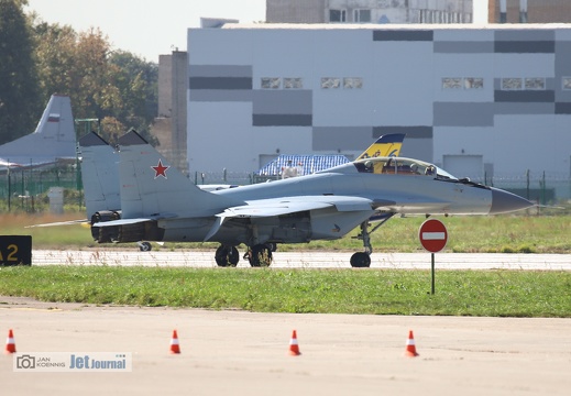 712 blau, MiG-35UB / MiG-35D