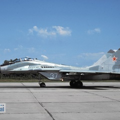 37 weiss, MiG-29