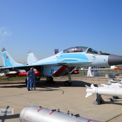 11 blau, MiG-35