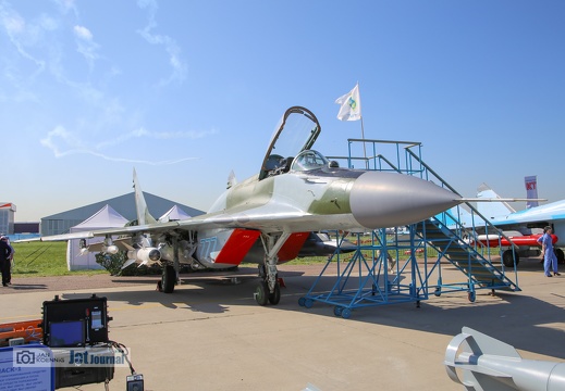 777 blau, MiG-29SMT Prototyp