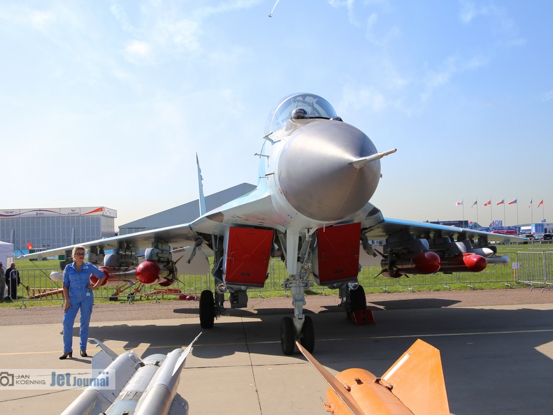 11 blau, MiG-35, WKS Rossii
