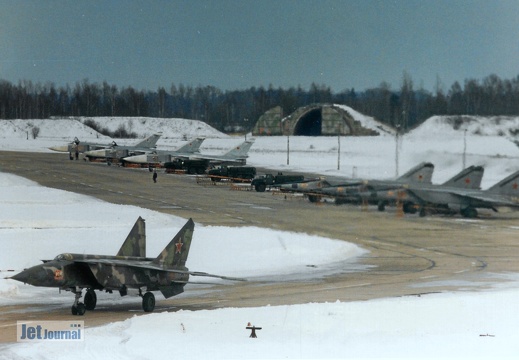 MiG-25RB und Su-24MR