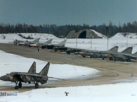 MiG-25RB und Su-24MR
