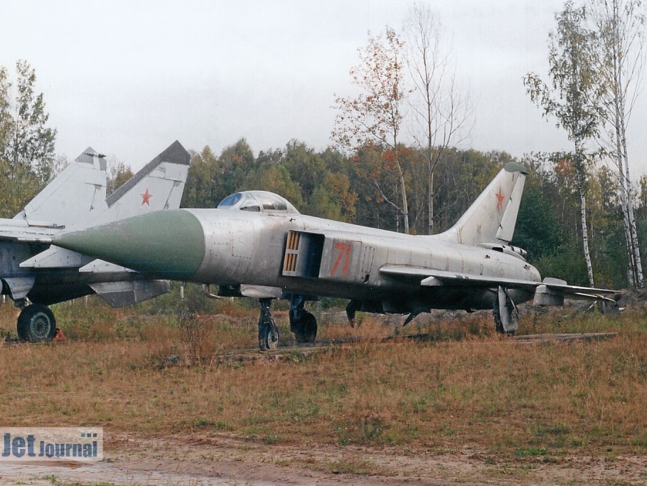 71 rot, Su-15
