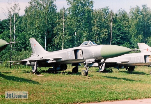 34 blau, Su-15TM