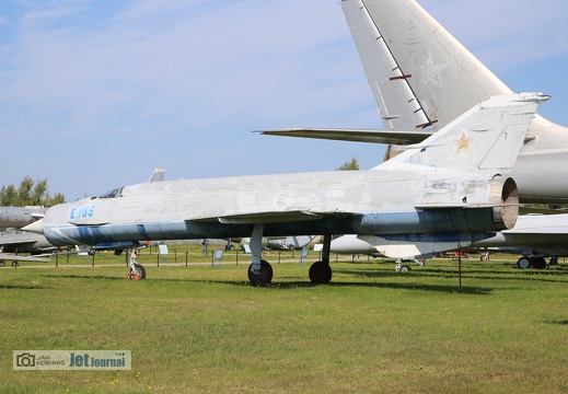 MiG Je-166 / Je-152M