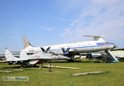 CCCP-L5611, Tu-114